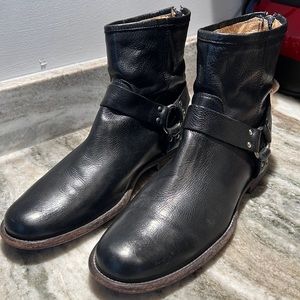 FRYE MENS size 10 PHILLIP BOOT HARNESS ZIP UP BLACK LEATHER BIKER-EXCELLENT CARE